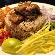 ข้าวคลุกกะปิ อาหารชาววัง