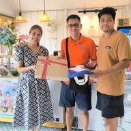 🌟บ้านอินหวาน🍨ไอศกรีมกะทิสด(อยุธยา) ไอศกรีมกะทิ ไอศกรีมมะพร้าว น้ำมะพร้าวปั่น วาฟเฟิลไอศกรีม น้ำมะพ อยุธยา