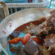 ก๋วยเตี๋ยวเรือณารา&ขนมจีน ข้าวซอย