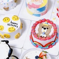 For you cake เค้กวันเกิดมินิมอล สาขาลาดพร้าว