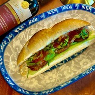 บ้านณวน Bann Yuan ( Vietnamese food )