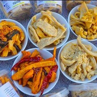 ร้านครัวสี่เฉี่ยง สาขานวมินทร์