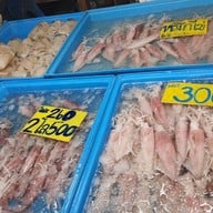 ตลาดอาหารทะเลแสมสาร