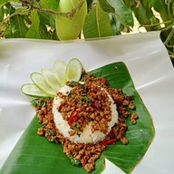 กะเพราชนบท (กะเพราโบราณ)