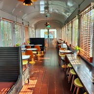 บรรยากาศ I Tim Station