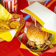 Highway Cafe Bangsaen