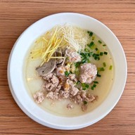 Morning House อาหารเช้าพัทยา สุขุมวิทนาเกลือ ตรงข้ามวัดช่องลม