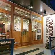 หน้าร้าน London's Steakhouse Bar & Bistro