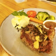 เมนูของร้าน London's Steakhouse Bar & Bistro