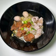 Best Beef Noodle สุขุมวิท71 (ปรีดีย์31)