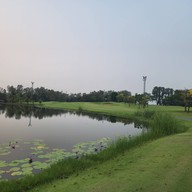 บรรยากาศ สนามกอล์ฟราชคราม
