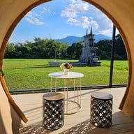 บรรยากาศ Six Flowers Garden