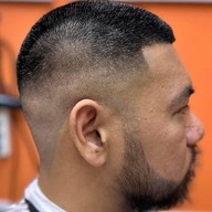 ร้านตัดผมชาย Wong barber shop ย่านซอยพัฒน์พงศ์1