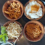 เมนูของร้าน Pino Latte Resort & Cafe