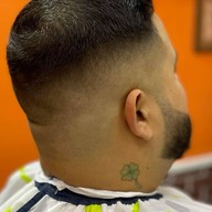 ร้านตัดผมชาย Wong barber shop ย่านซอยพัฒน์พงศ์1