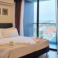 The Rizin Hotel & Residences