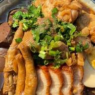 ก๋วยจั๊บหมูกรอบน้ำข้น (บายพาสปากน้ำ)