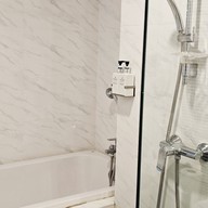 The Rizin Hotel & Residences