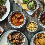 ข้าวผัดปลาทู โบราณ เจ้าแรก ต้นตำรับ Cross culture kitchen