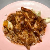 ข้าวหมูแดงบ้านแซ่