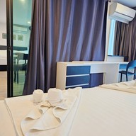 The Rizin Hotel & Residences