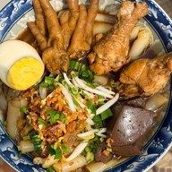 ก๋วยจั๊บหมูกรอบน้ำข้น (บายพาสปากน้ำ)