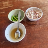 ร้านขาหมูเชียงดาว (เจ้าเก่า)