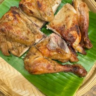 Zaab Eli (แซ่บอีลี่) เซ็นทรัลอีสต์วิลล์