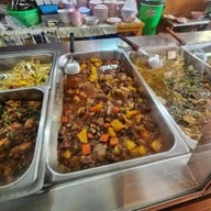 เมนูของร้าน พรเพ็ญขาหมูเสวย