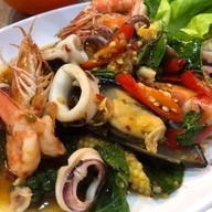 ร้านสีส้ม -