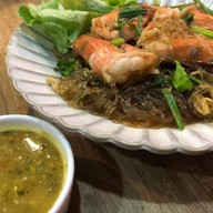 ร้านสีส้ม -