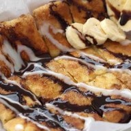 โรตีซิ่ง🏁 บังง'นุต👳🏾 (โรจนะ-หน้าเซเว่นกรีนแมนชั่น) ขายหน้าเซเว่นกรีนนแมนชั่นหลัง4ทุ่มขายในหมู่บ้านแกรนด์วิลเลจ ซอย1 ฝั่งตรงข้ามอาป๋า