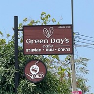 Green Day’s Cafe กรีนเดย์ คาเฟ่ บางแสน ชลบุรี