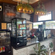 Green Day’s Cafe กรีนเดย์ คาเฟ่ บางแสน ชลบุรี