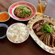 เมนูของร้าน ฉั่วเจียบฮวด ห่านพะโล้ท่าดินแดง ซอยท่าข้าม 24