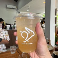 Seven Rabbit Coffee & Tea Pattanakarn 53
