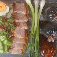 เมนูของร้าน ชิมเพลินต้มเลือดหมู