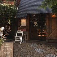 Ellen Cafe House Angsila