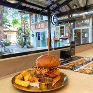 Treasure Burger Phuket