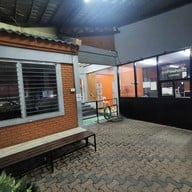 Biriya Swimmingpool-สระว่ายน้ำพิริยะ