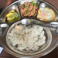 ก๋วยเตี๋ยวไม่มีชื่อ ตลิ่งชัน