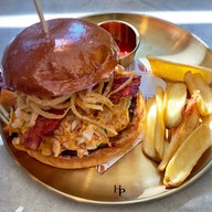 Treasure Burger Phuket
