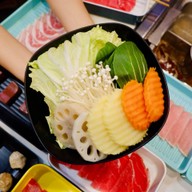 Warng Warng Shabu สีลมคอมเพล็กซ์