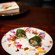 Den Kushi Flori  BKK