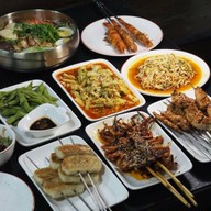 เหล่าปี้หม่าล่าชาบู Laobihotpot สาขาเชียงใหม่สันกำแพง