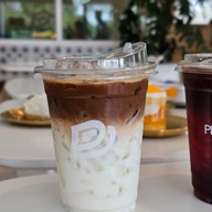 Phunpoon Cafe พูลพูนคาเฟ่