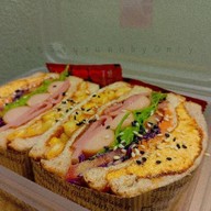 แซนวิชพุงแตก by onry
