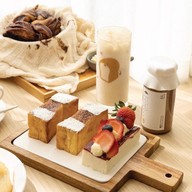 Mil Toast House Future Park & Zpell