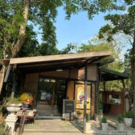 Country Lake View Hotel