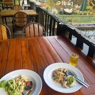 Country Lake View Hotel